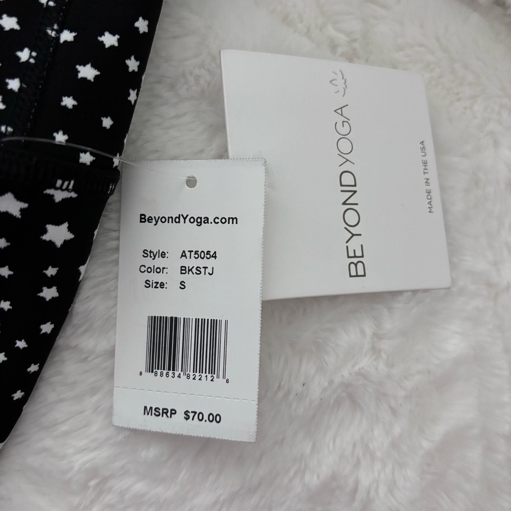 Beyond Yoga High Waist Bike Shorts Star Print Size Small NEW Black White Active - Picture 10 of 11